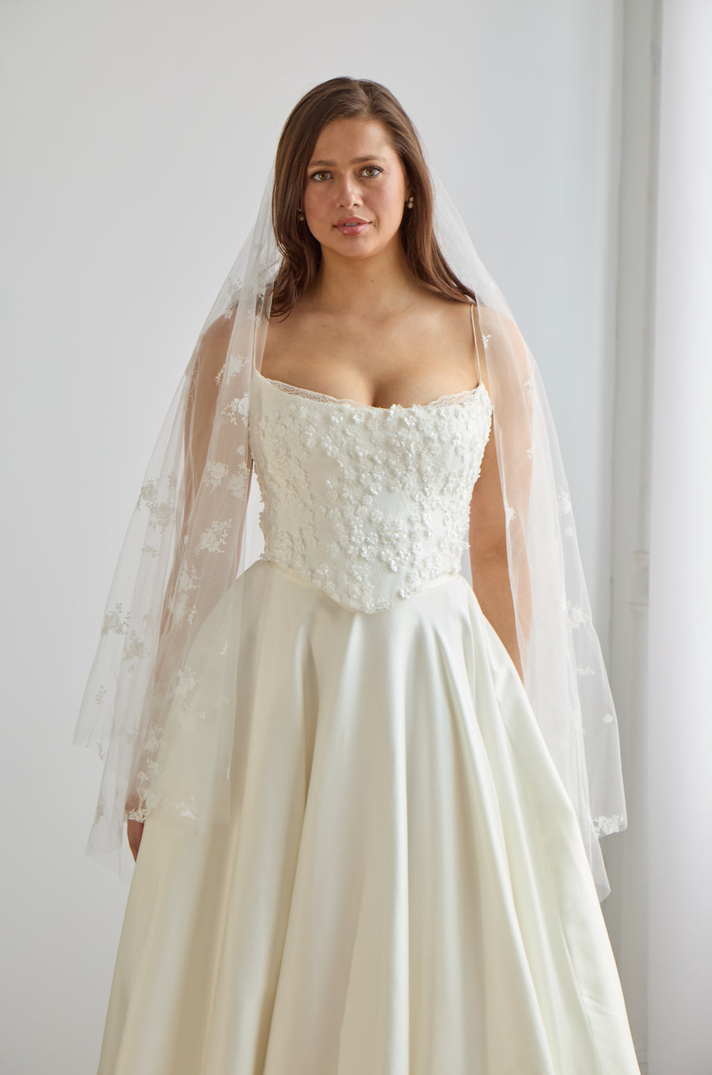 Lenora Veil – Rebecca Schoneveld display picture 2