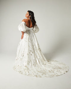 Evemarie Gown + (Gold) Rebecca Schoneveld Evemarie Gown + (Gold) Rebecca Schoneveld